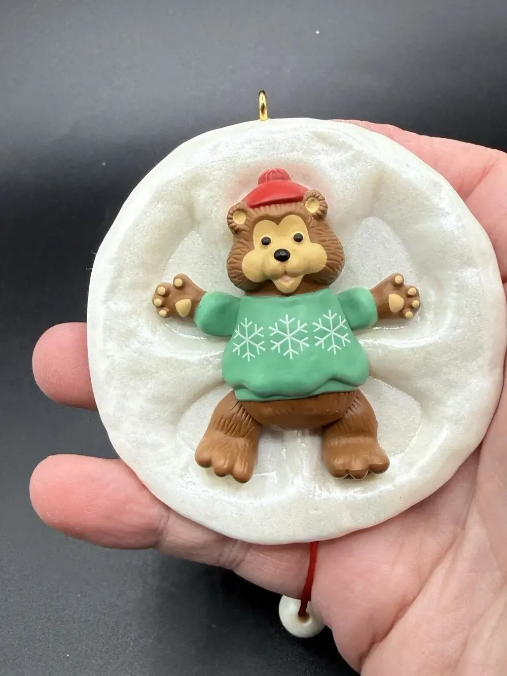 Hallmark Keepsake Ornament 1993 Snow Bear Angel Features Movement No Box Lo16